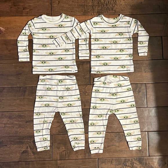 GAP Pajamas Twins Two Baby Gap Disney 218m Star Wars Grogu Striped
